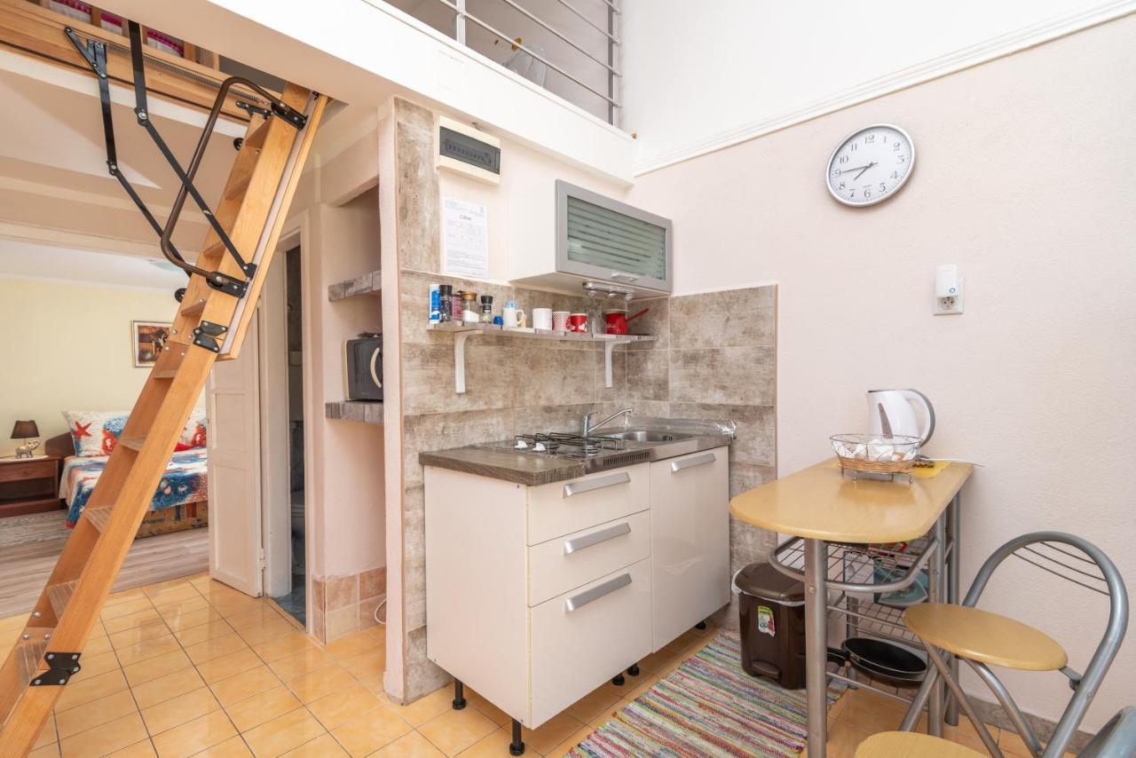 Apartmani Kate تروغير المظهر الخارجي الصورة