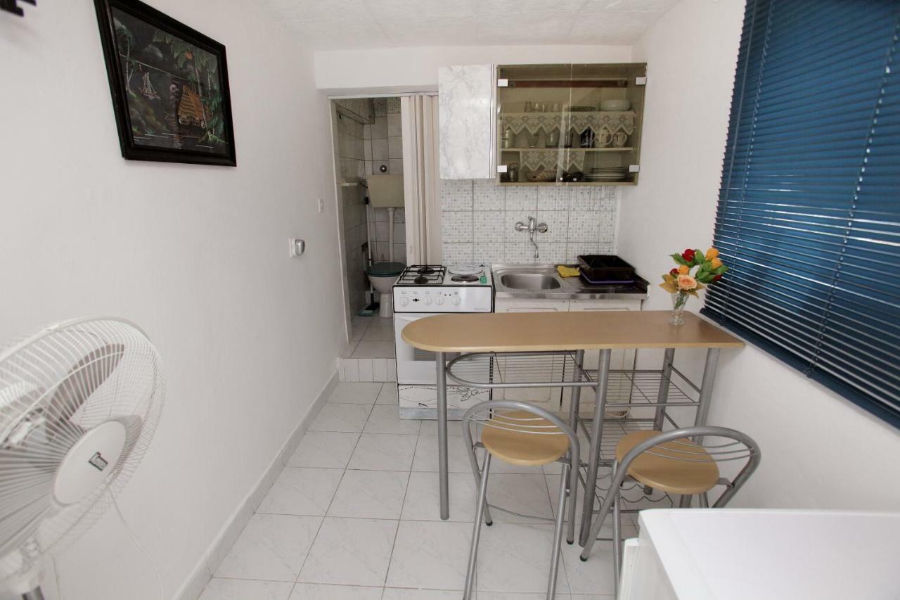 Apartmani Kate تروغير المظهر الخارجي الصورة